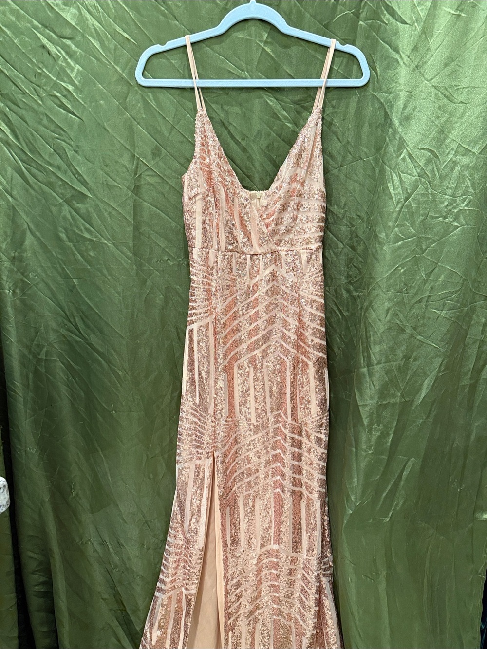 Rose Gold Sequin Slip Dress with V-Neck + leg slit | Large | miss ord